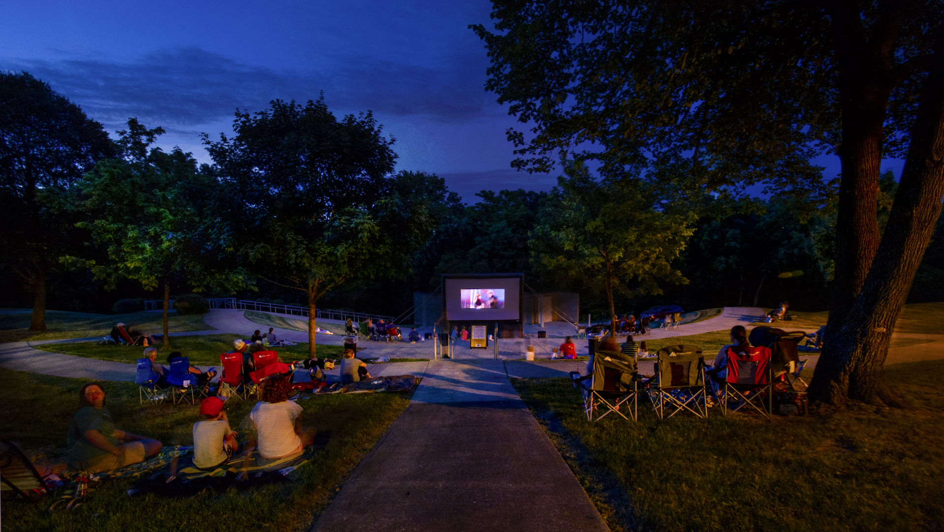 Starlight Cinema Outdoor Movie